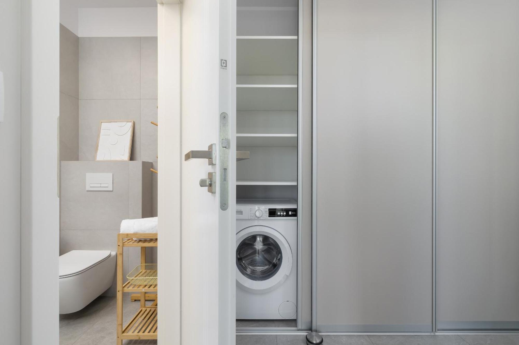 Stylowy Apartament Z Dwiema Sypialniami Balkonem I Parkingiem By Noclegi Renters Katowice Zewnętrze zdjęcie