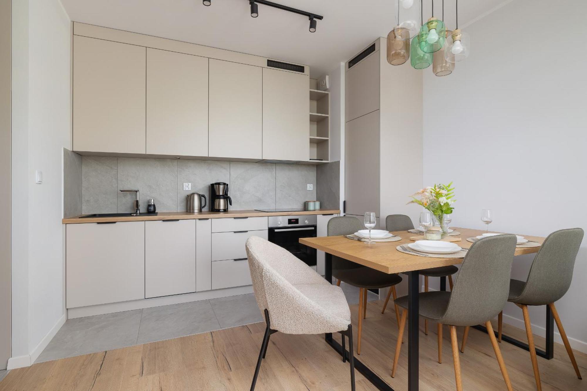 Stylowy Apartament Z Dwiema Sypialniami Balkonem I Parkingiem By Noclegi Renters Katowice Zewnętrze zdjęcie