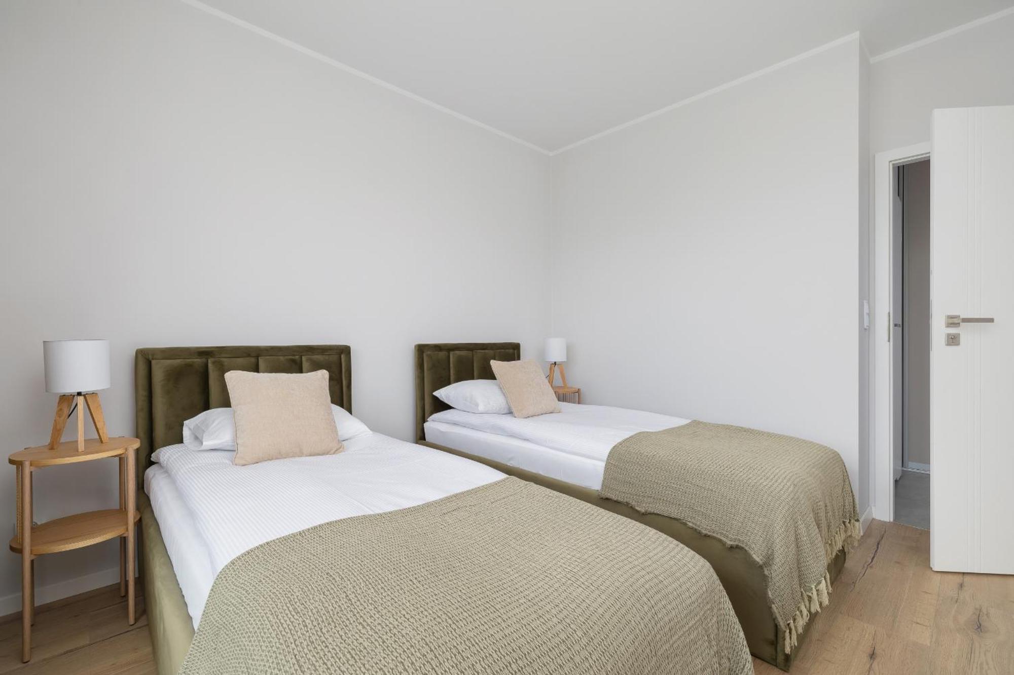 Stylowy Apartament Z Dwiema Sypialniami Balkonem I Parkingiem By Noclegi Renters Katowice Zewnętrze zdjęcie